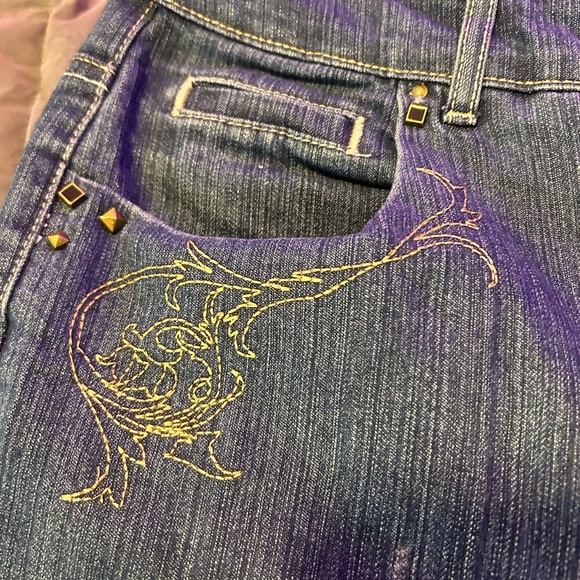 Gloria Vanderbilt Embroidered Wide Leg Jeans – Size 18 / 44” Outseam - Picture 3 of 7